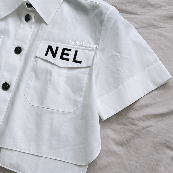 ❌❌Chanel Logo White Button Up Crop Top Shirt Sz.34 - Popular & Rare - Picture 3 of 16
